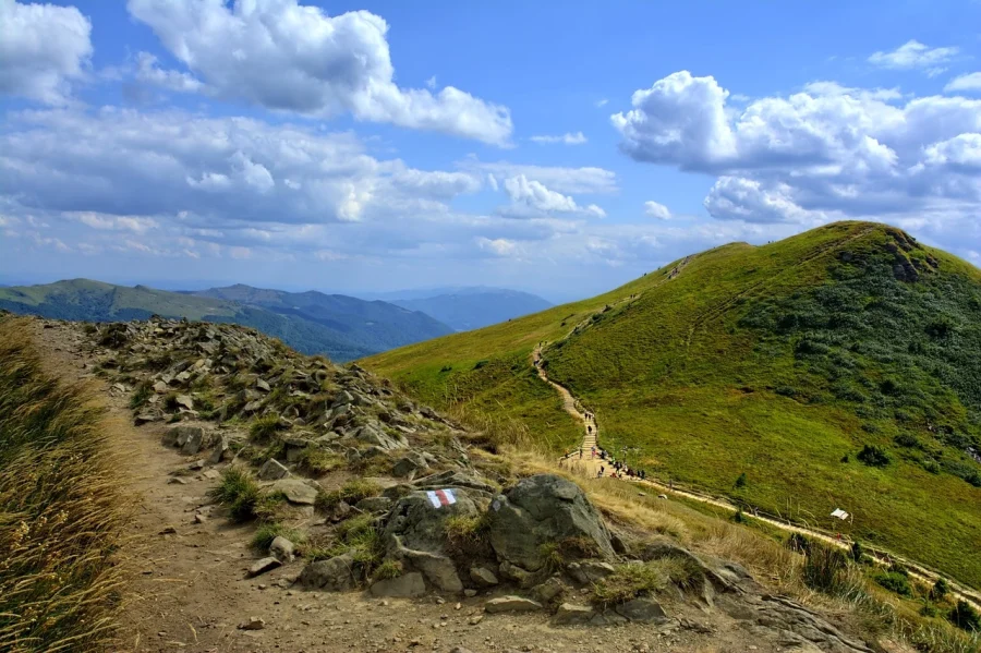 Bieszczady – gdzie jechać? Jakie atrakcje turystyczne warto zobaczyć w Bieszczadach